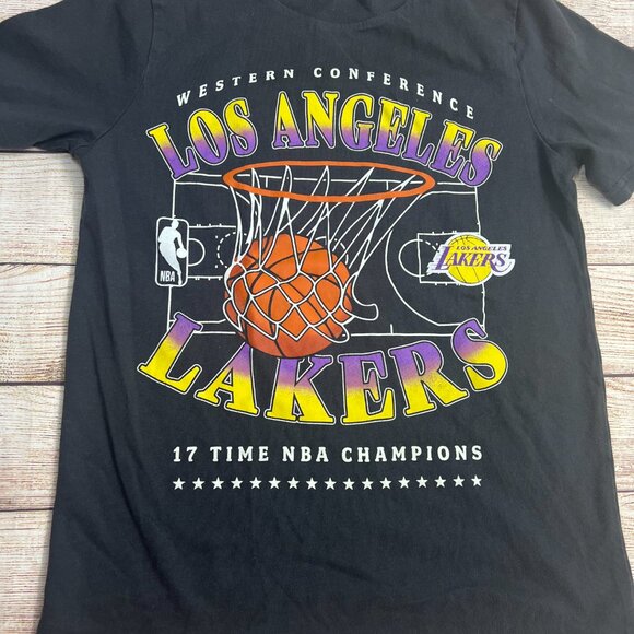 NBA Los Angeles Lakers Kids T-Shirt Size 11/12 Black Abercrombie 17x Champions - Picture 6 of 6